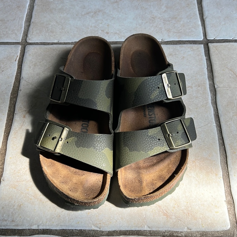 Army print BIRKENSTOCKS